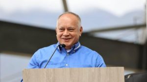 cortesia-diosdado-cabello-durante-la-juramentacion-de-arnaldo-sanchez-gobernador-de-merida-42625