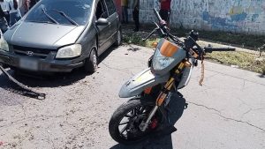 CARRO-Y-MOTO