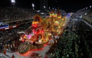 sao-paulo-carnaval-brasil-5df60e