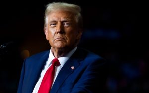 pol-trump-wins-hfo-new0101-qzgw-mediumsquareat3x-c78a85