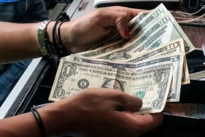 dolarizacion_banca_venezuela_668