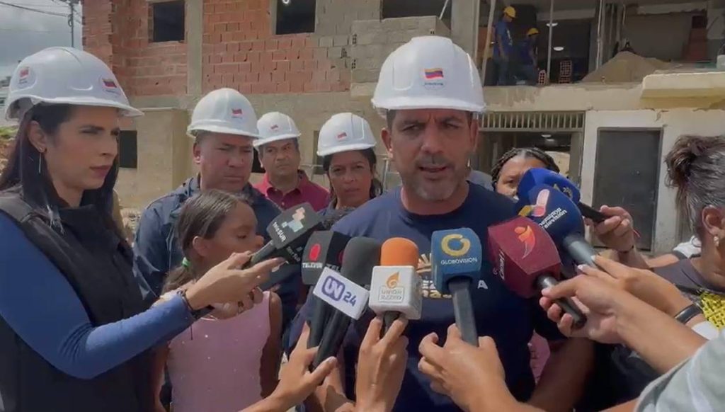 Aprueban-en-La-Guaira-la-demolicion-de-35-estructuras-tras