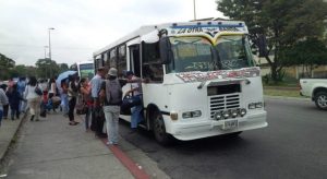 Transportistas-de-Merida-continuarian-con-el-cobro-a-traves-de