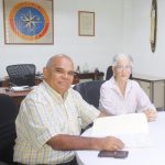 La-decana-Maria-Coromoto-Casado-y-porfesor-Manuel-Tomedes