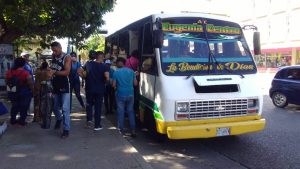 El-costo-del-pasaje-urbano-aumentara-a-220-bolivares-el